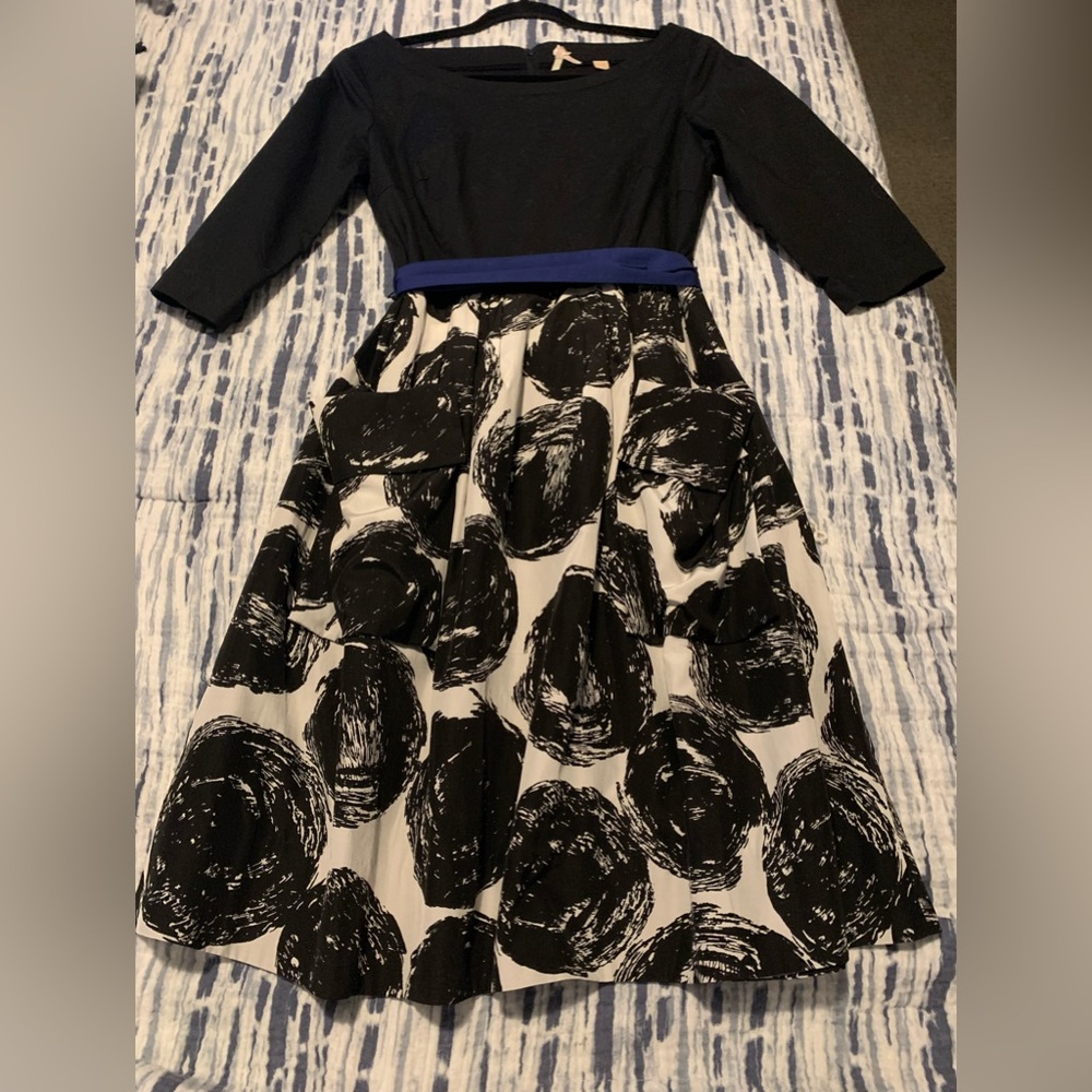 Maeve by Anthropologie Cocktail Dress Black / Creamy White / Royal Blue Sash Sz6 - Picture 3 of 11